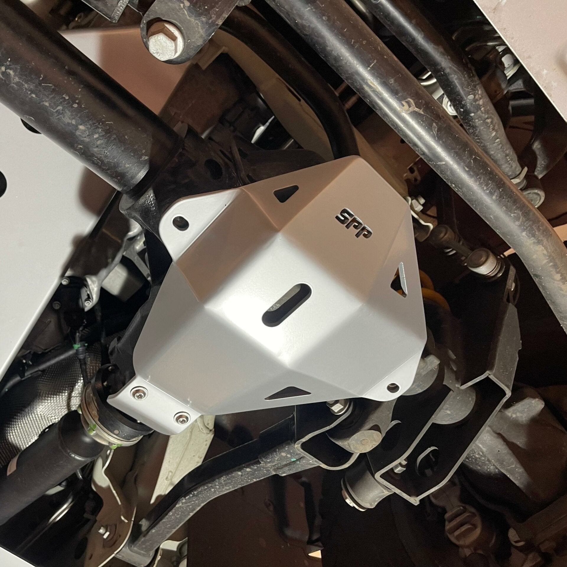 SPP Underride guard front differential “GorillaGuard” | Ineos Grenadier ...